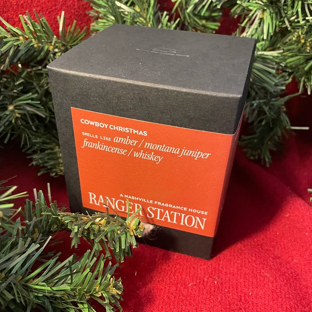 Ranger Station Cowboy Christmas Candle Limited Edition RARE NEW NIB - Picture 4 of 16